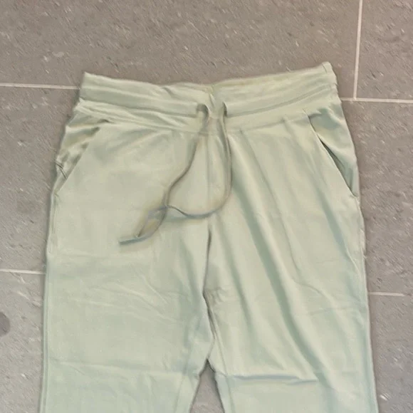 Lululemon Joggers - Picture 2 of 4